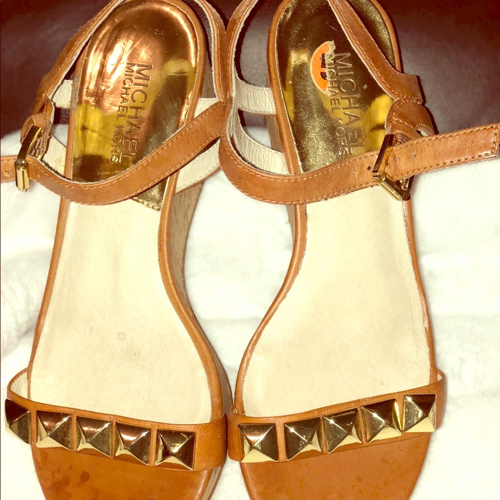 Size 5.5 MIchel Kors sandals